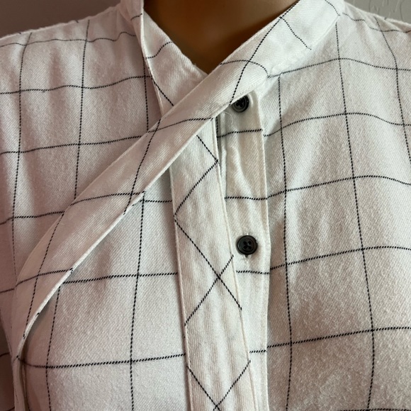 Madewell blouse - Picture 2 of 8